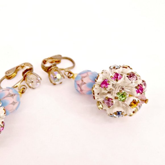 Aurora Borealis  Beads Pink Blue  Clip Earrings - Picture 4 of 4